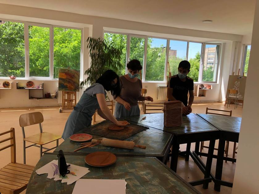 100657072_635772873946940_60896885296070656_n